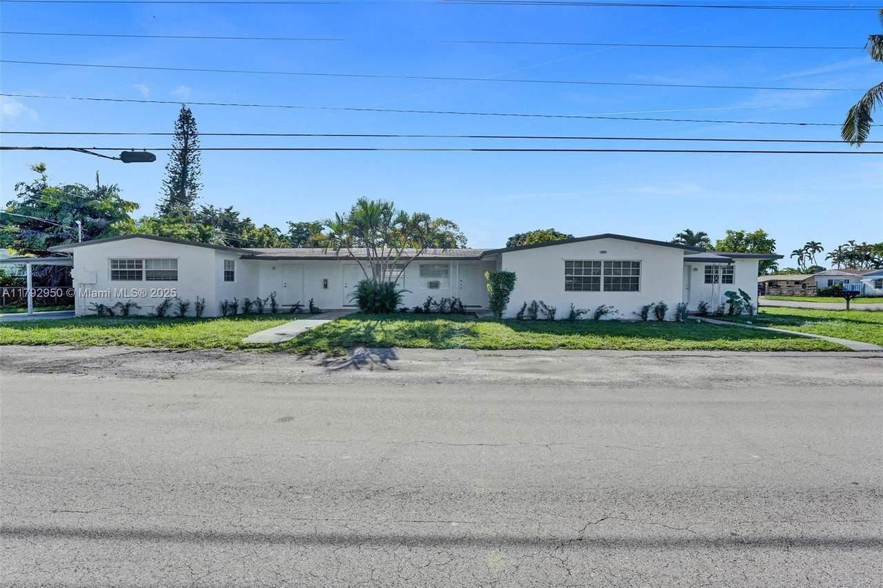 5657 Grant St - Photo 1