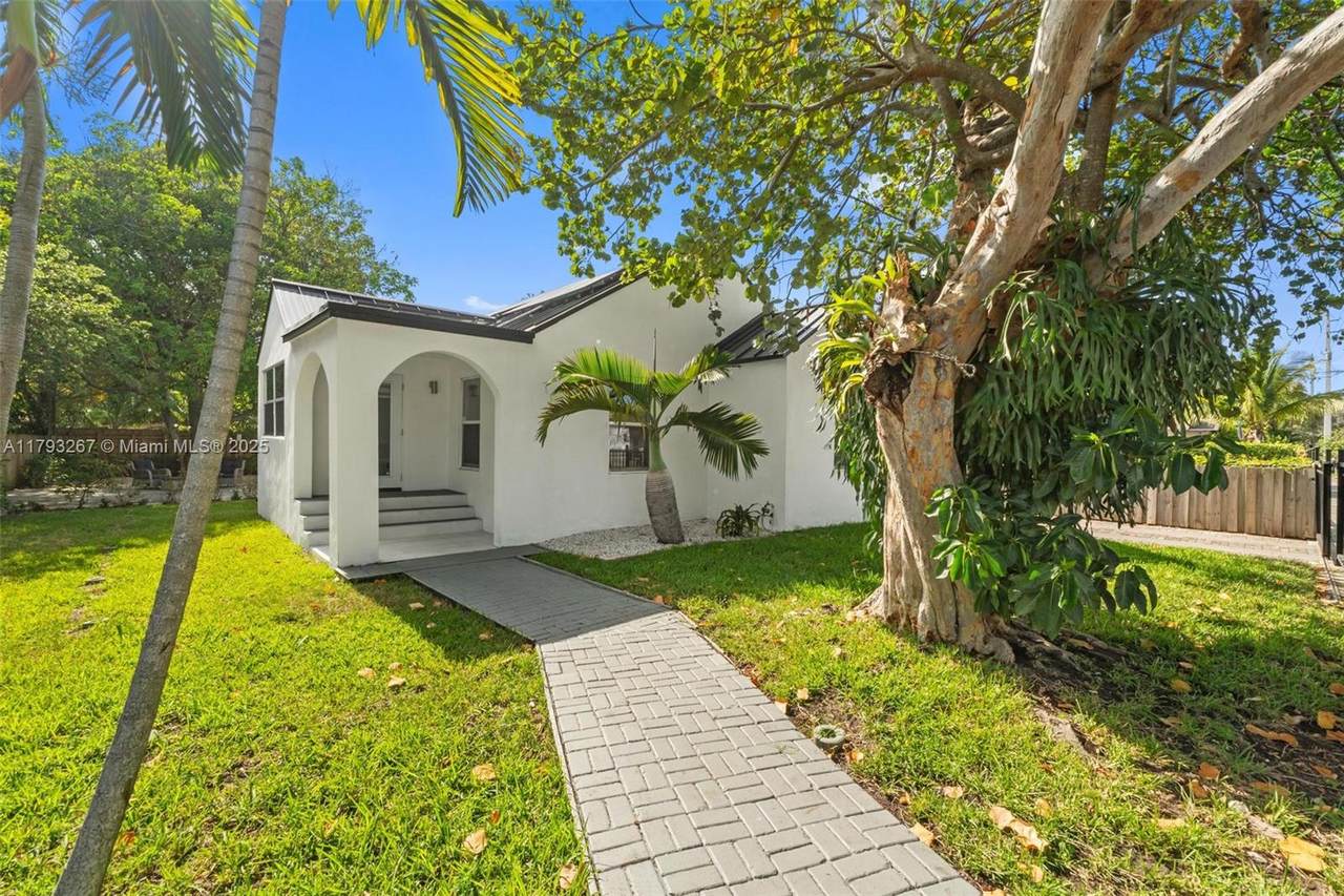 4430 1st Ave - Photo 1
