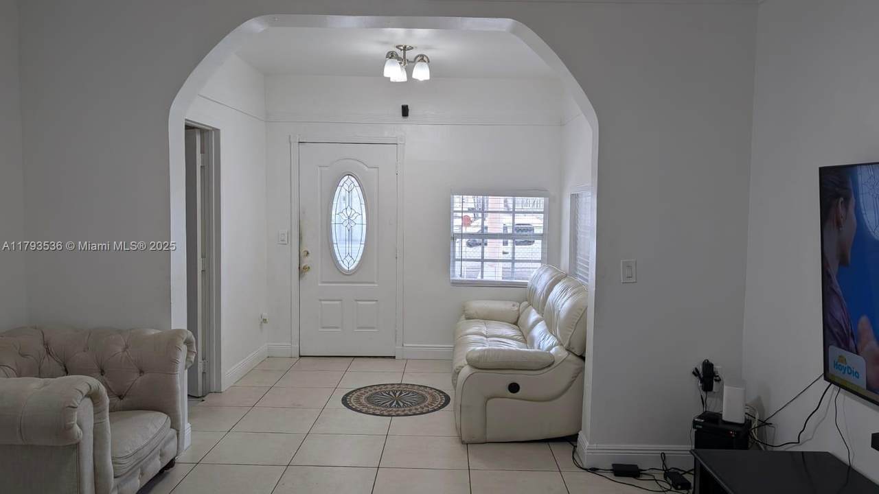 https://bt-photos.global.ssl.fastly.net/miami/1280_boomver_1_A11793536-2.jpg