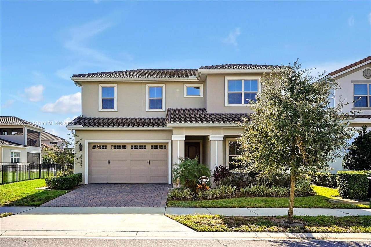 10652 Woodrow Dr - Photo 1