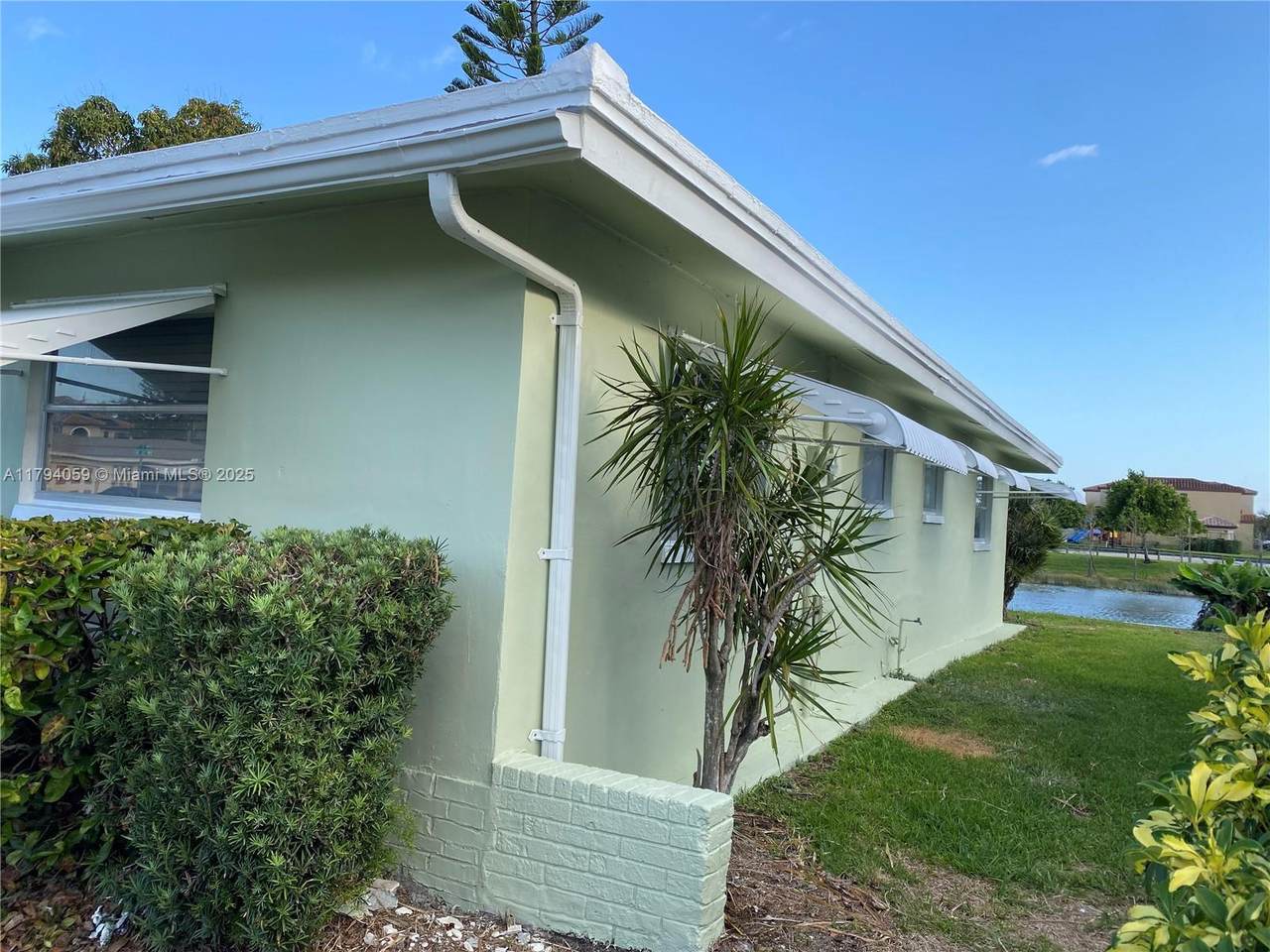 https://bt-photos.global.ssl.fastly.net/miami/1280_boomver_1_A11794059-2.jpg