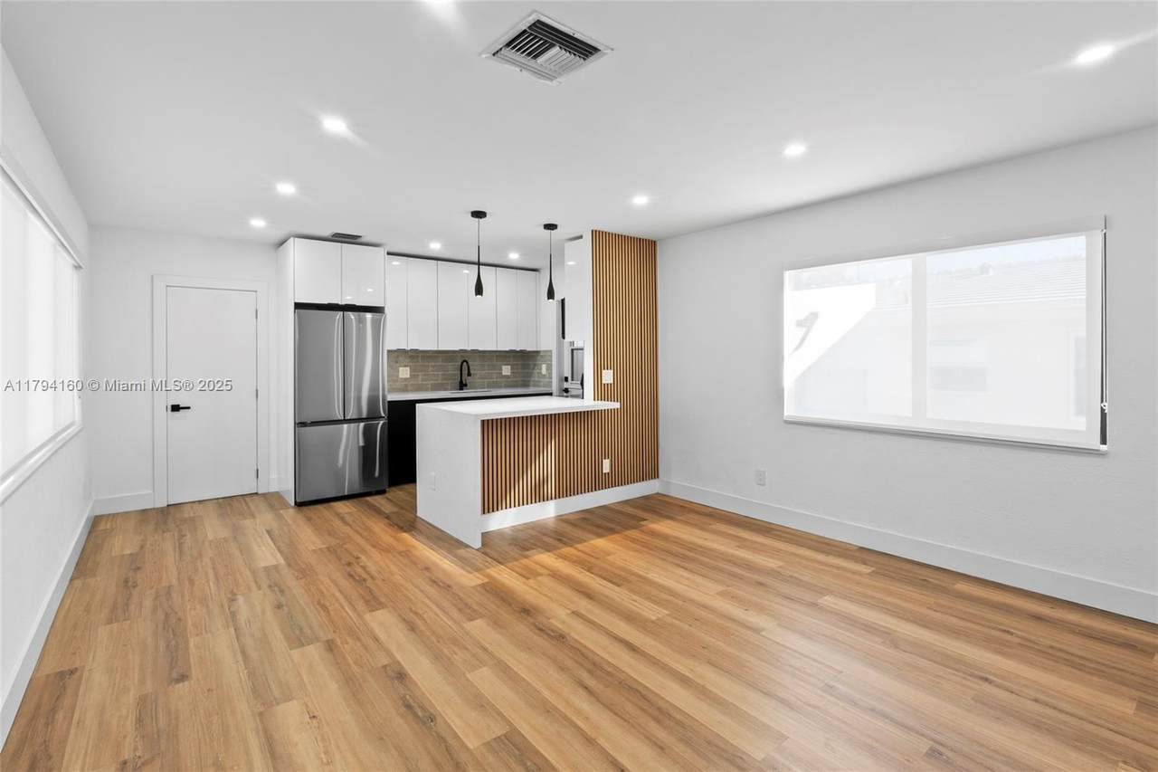 1201 16th Ave - Photo 1