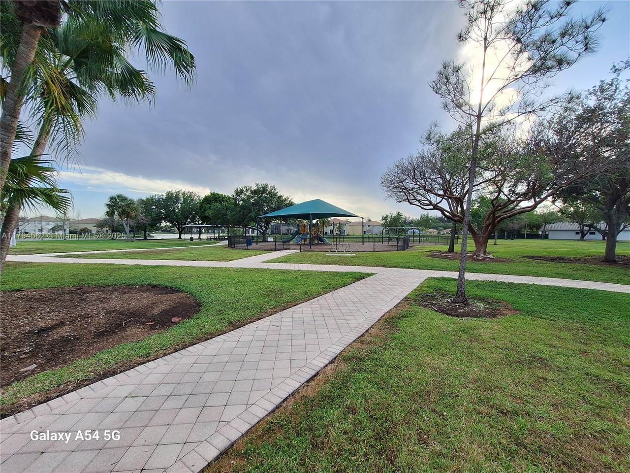 https://bt-photos.global.ssl.fastly.net/miami/1280_boomver_1_A11794562-2.jpg