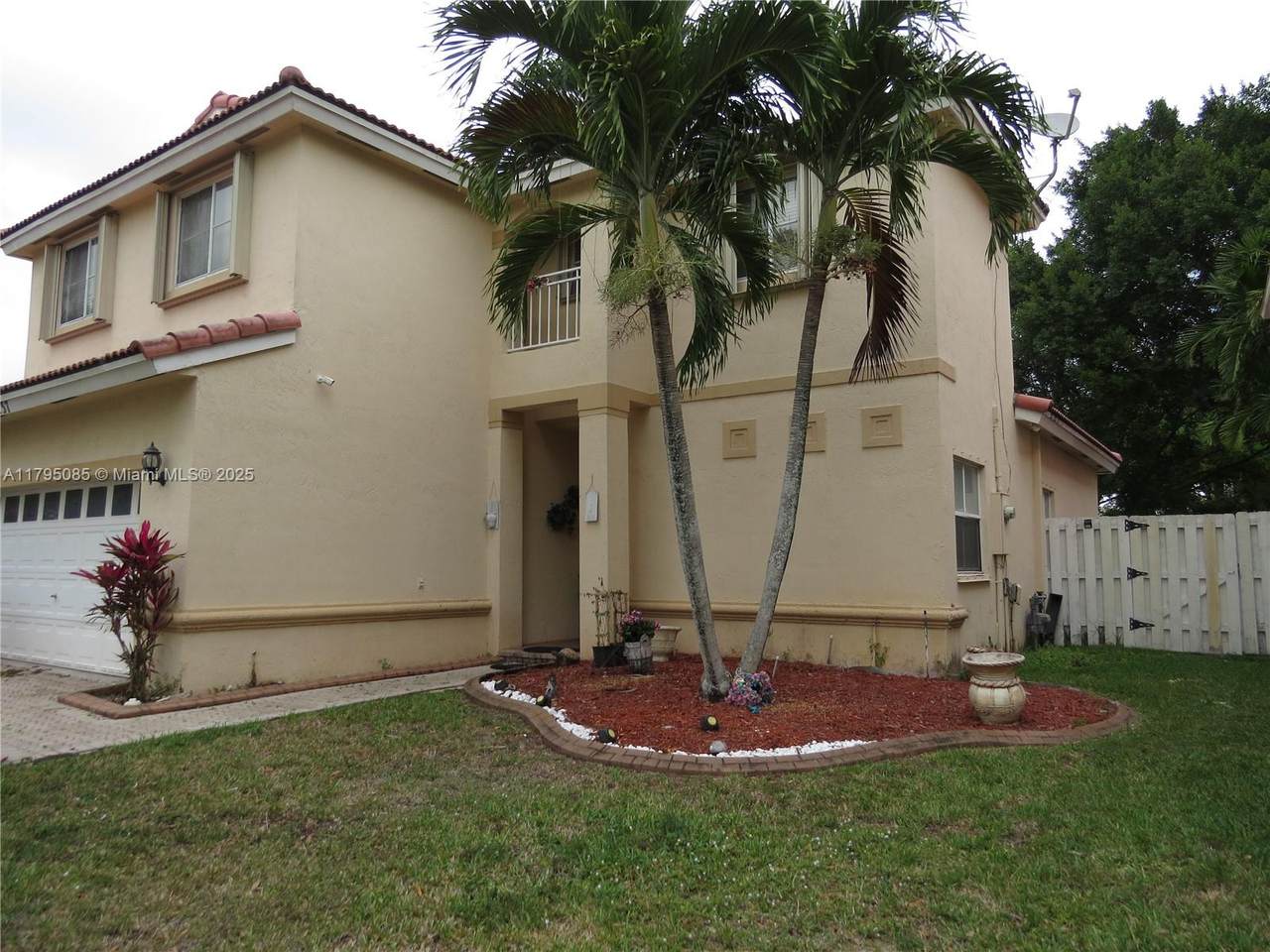4237 153rd Ave - Photo 1