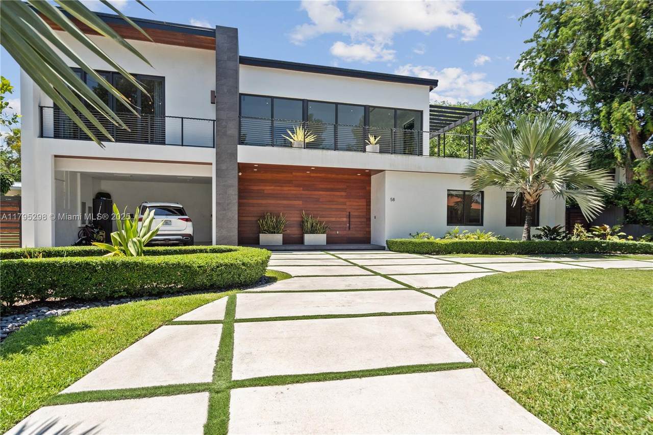 https://bt-photos.global.ssl.fastly.net/miami/1280_boomver_1_A11795298-2.jpg