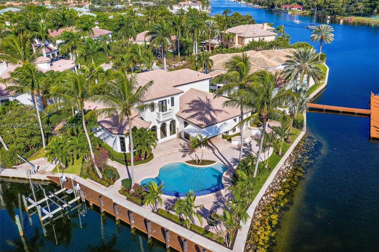 https://bt-photos.global.ssl.fastly.net/miami/1280_boomver_1_A11795456-2.jpg