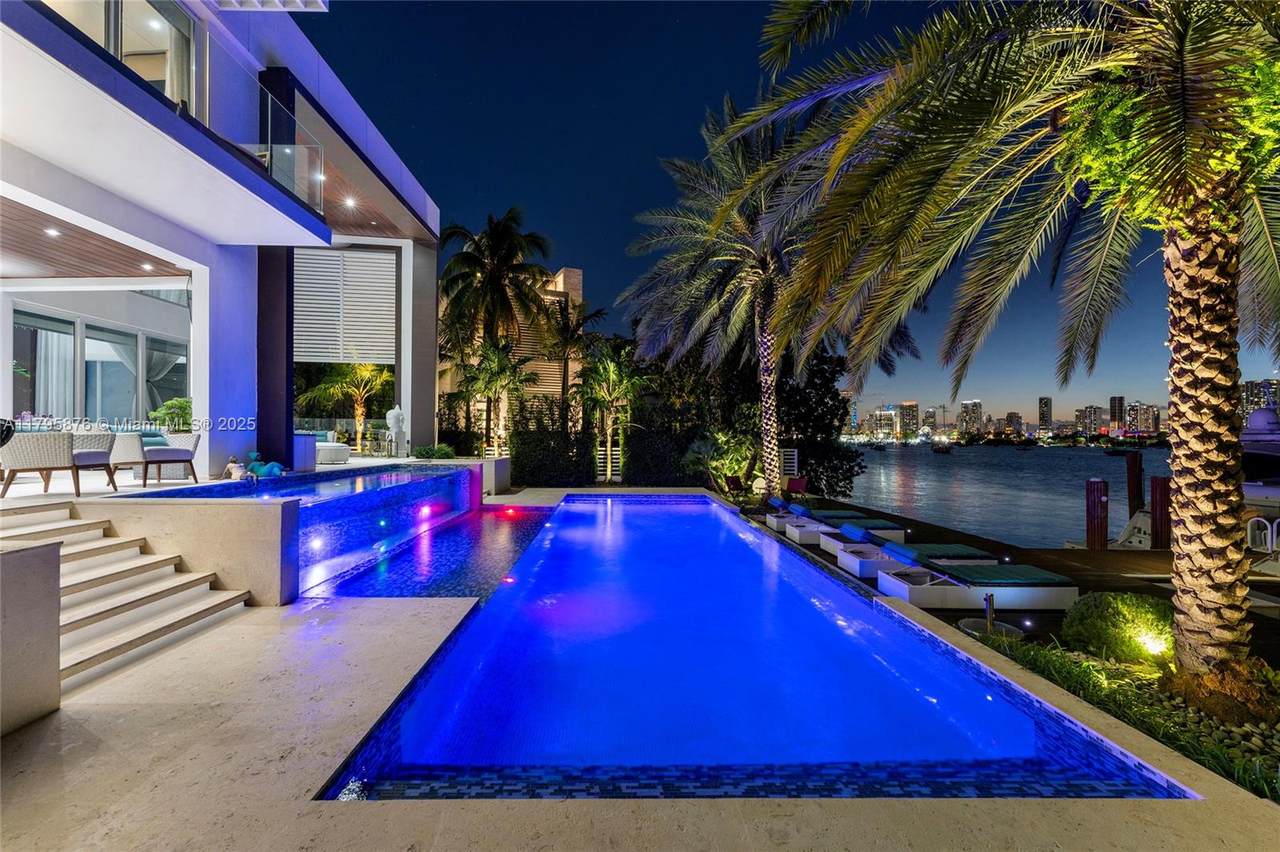 https://bt-photos.global.ssl.fastly.net/miami/1280_boomver_1_A11795876-2.jpg