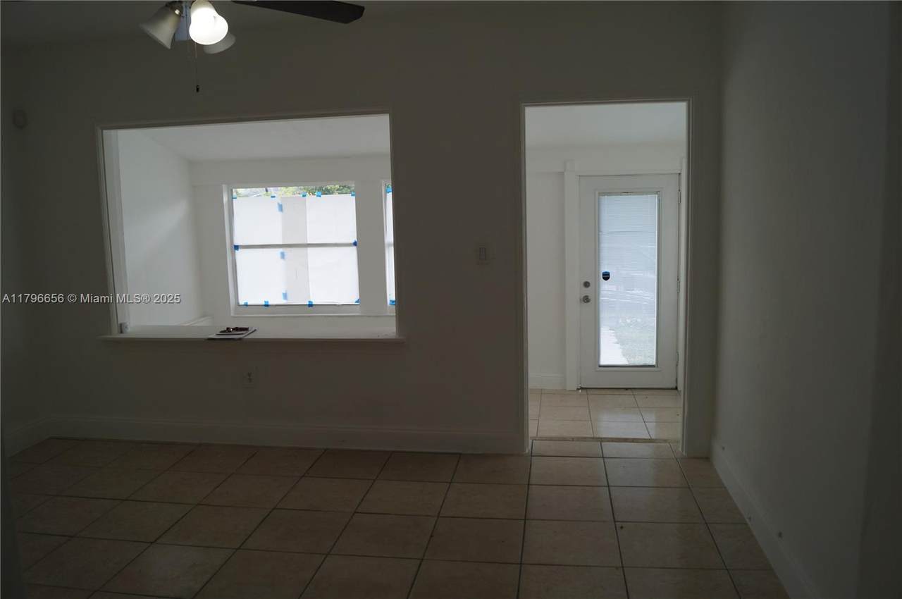https://bt-photos.global.ssl.fastly.net/miami/1280_boomver_1_A11796656-2.jpg