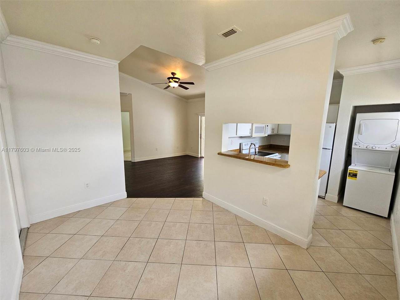 https://bt-photos.global.ssl.fastly.net/miami/1280_boomver_1_A11797603-2.jpg