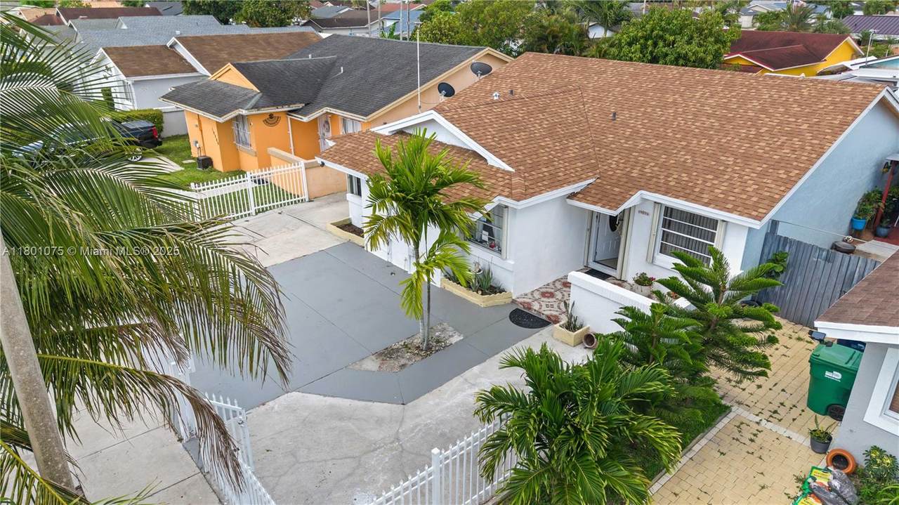 https://bt-photos.global.ssl.fastly.net/miami/1280_boomver_1_A11801075-2.jpg