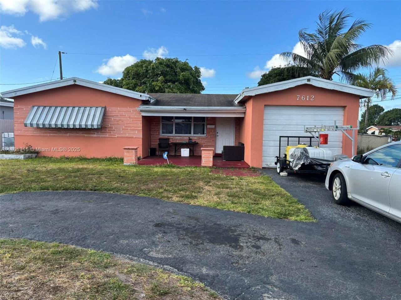 7612 Plantation Blvd - Photo 1