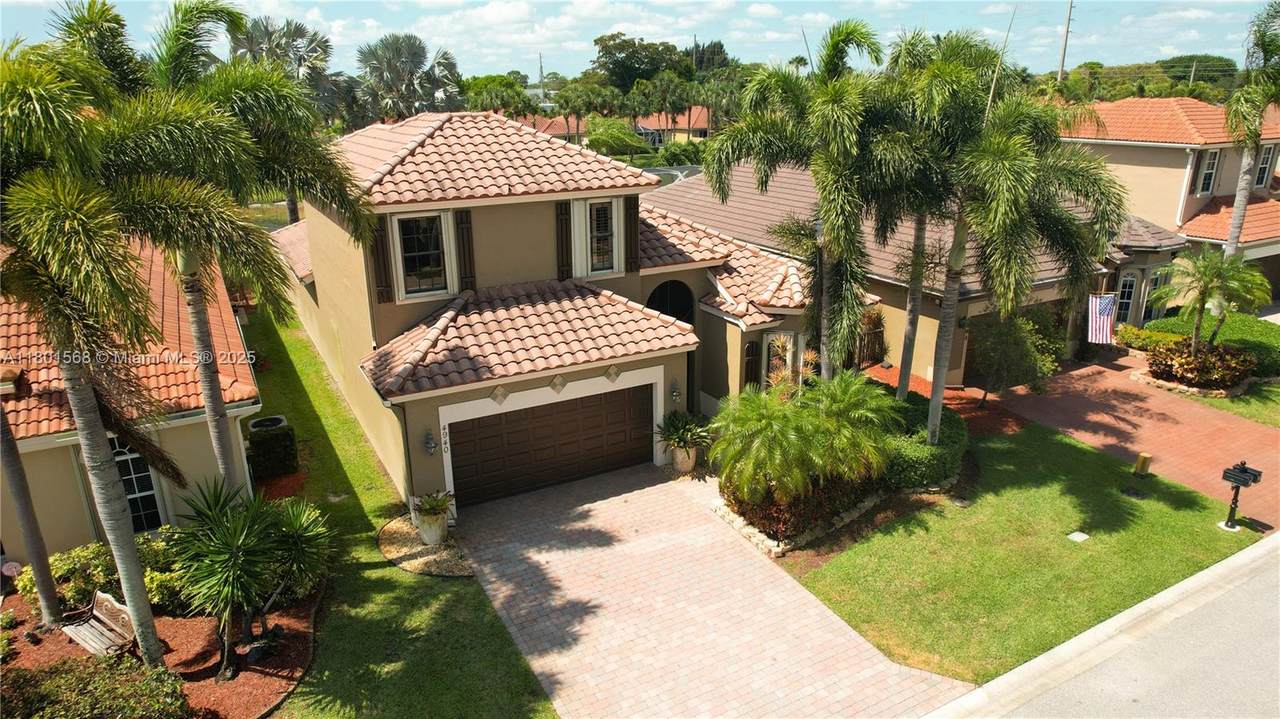 https://bt-photos.global.ssl.fastly.net/miami/1280_boomver_1_A11801568-2.jpg