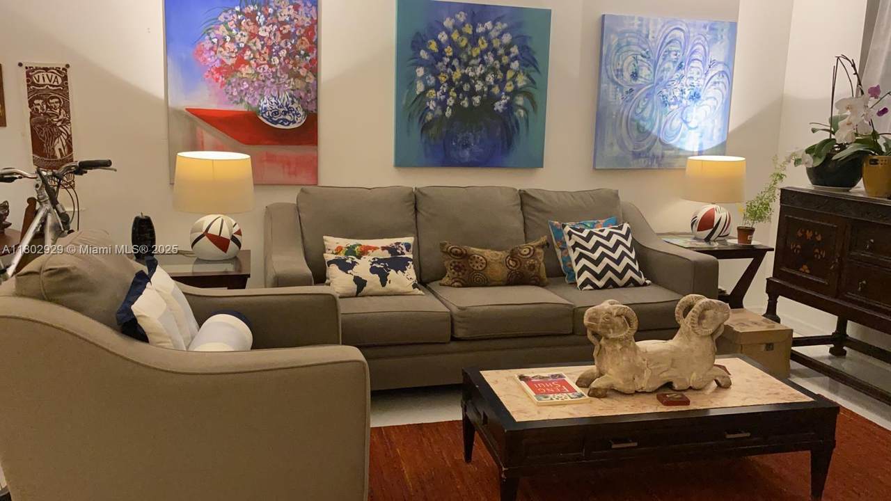 1811 Jefferson St - Photo 1