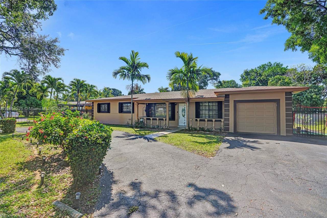 14655 S River Dr - Photo 1