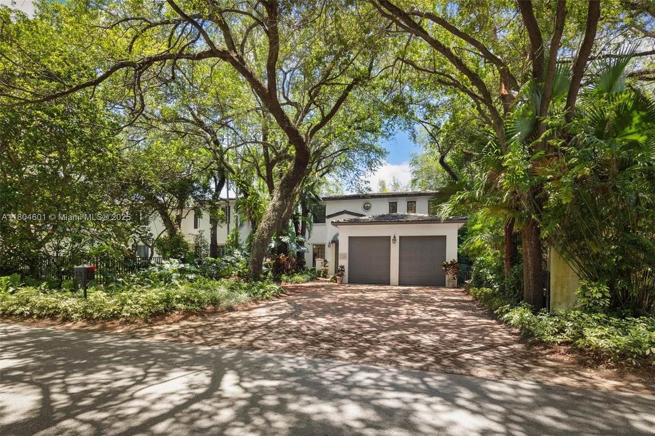 7250 Erwin Rd - Photo 1