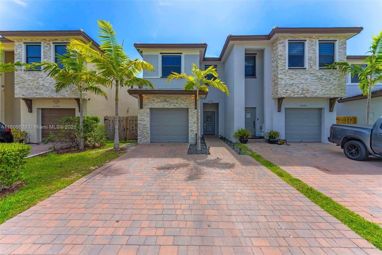 25565 109th Ave - Photo 1