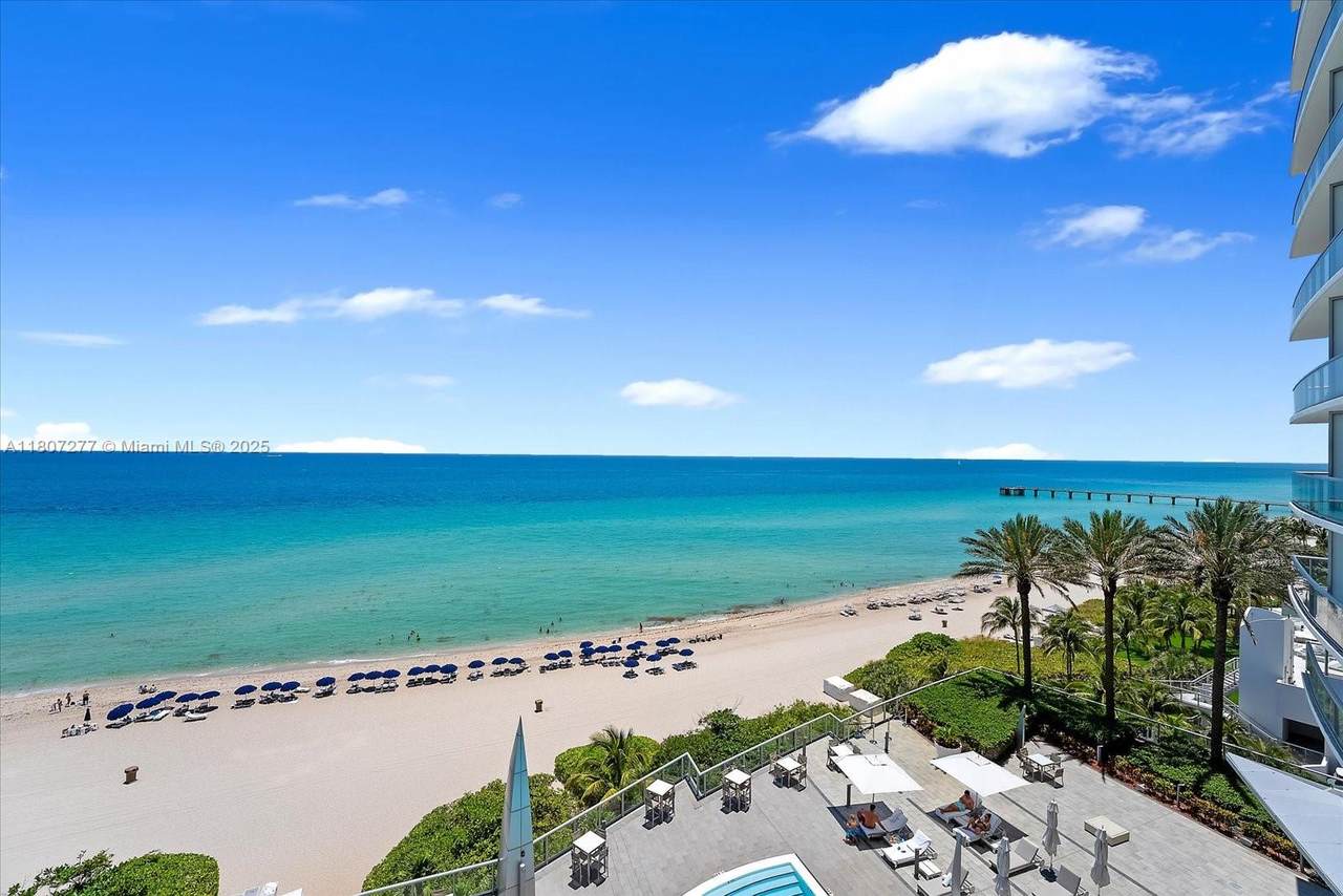 17121 Collins Ave - Photo 1
