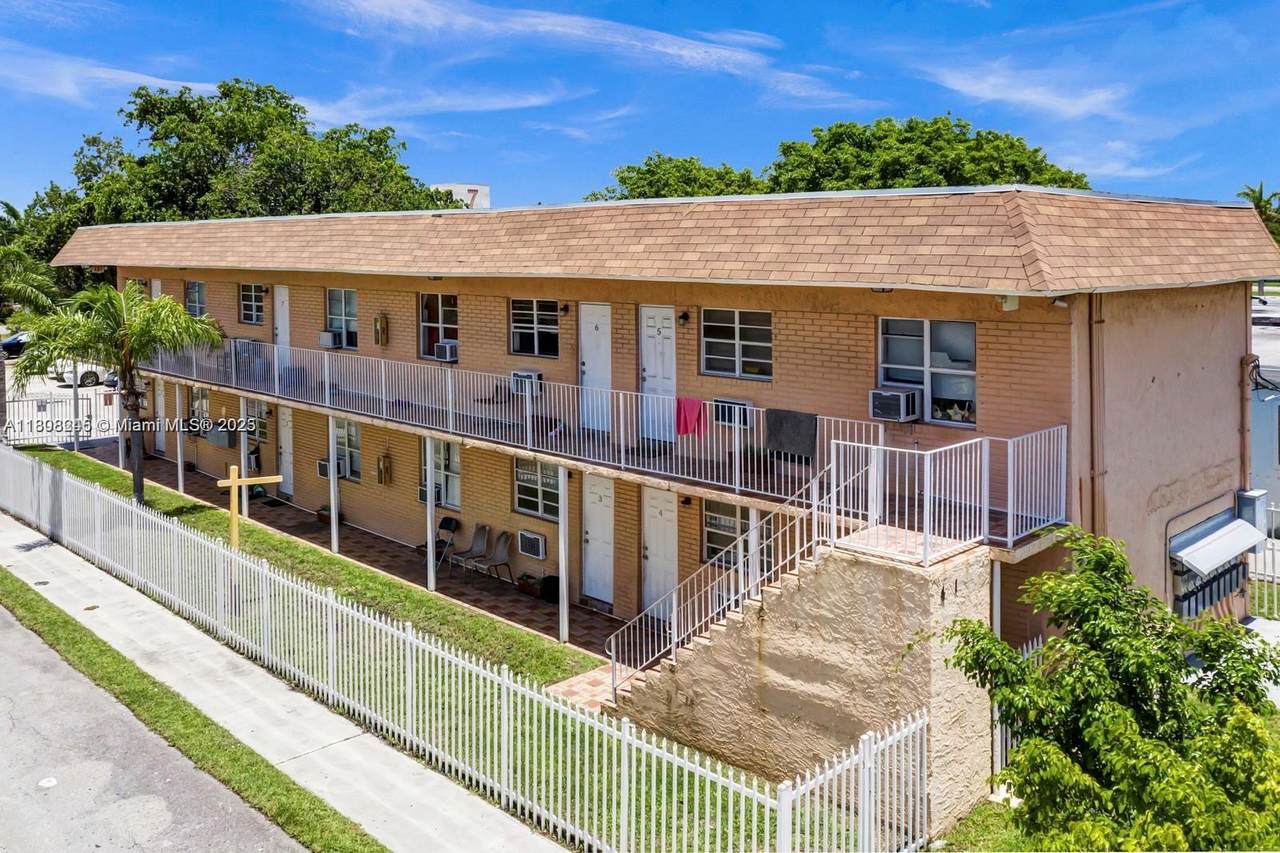 401 N Dixie Hwy - Photo 1