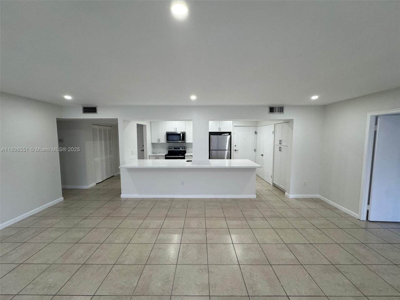 7700 Camino Real - Photo 1