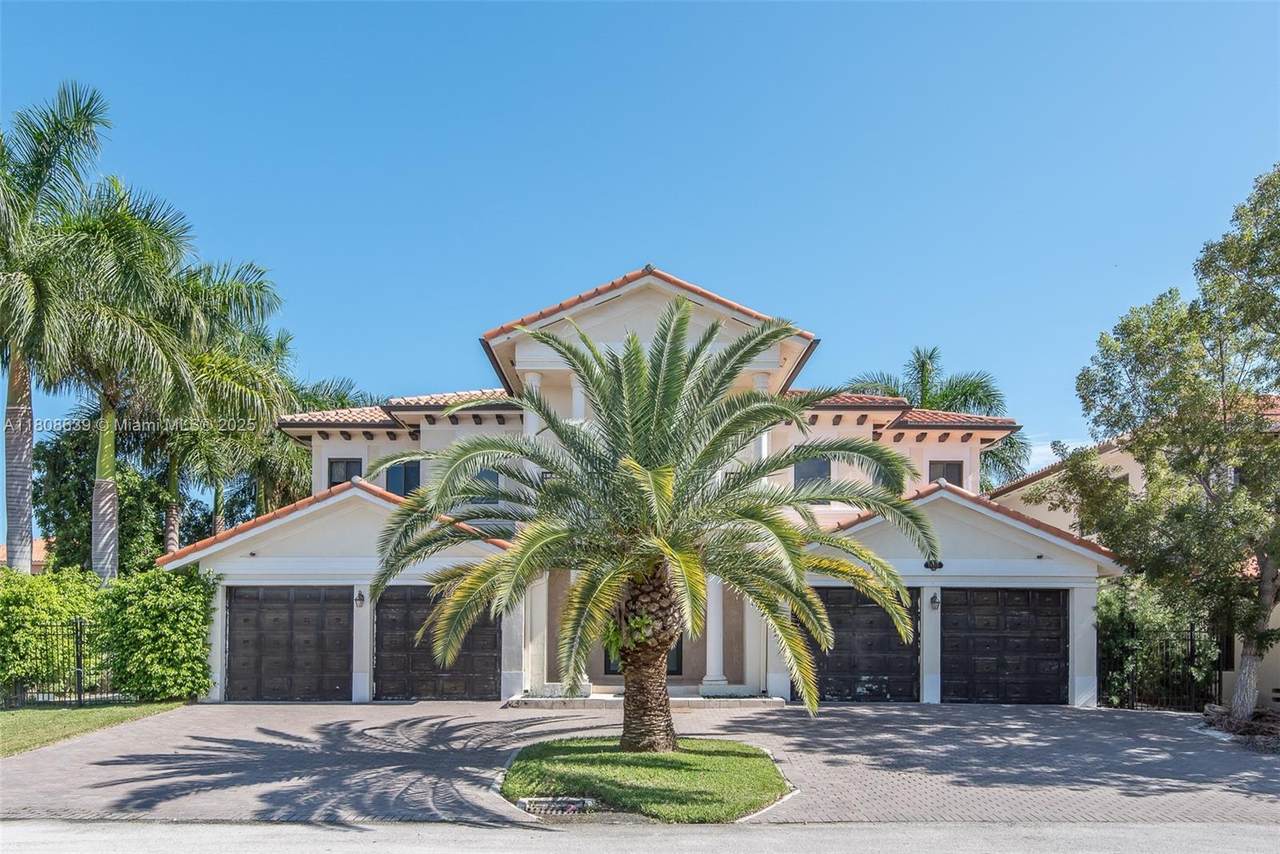 19305 79th Ct - Photo 1