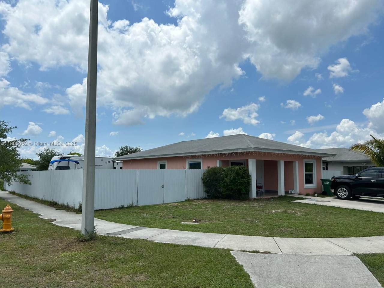 20390 119th Ave - Photo 1