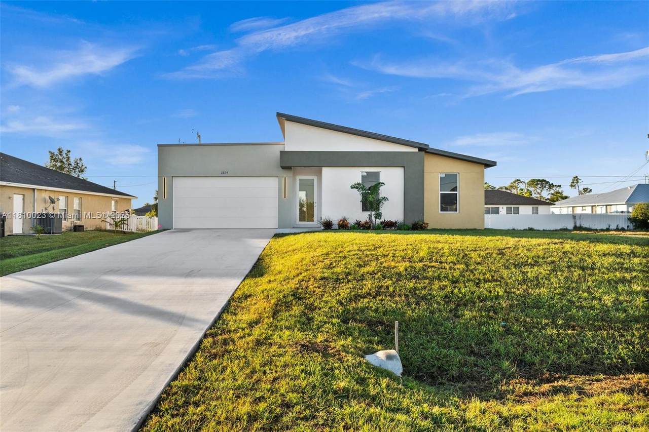 2814 5th Ter - Photo 1