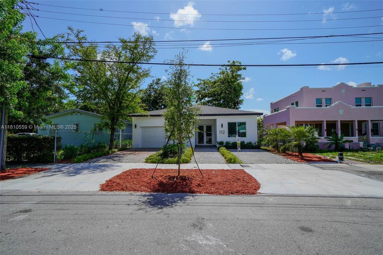 112 24th Ct - Photo 1