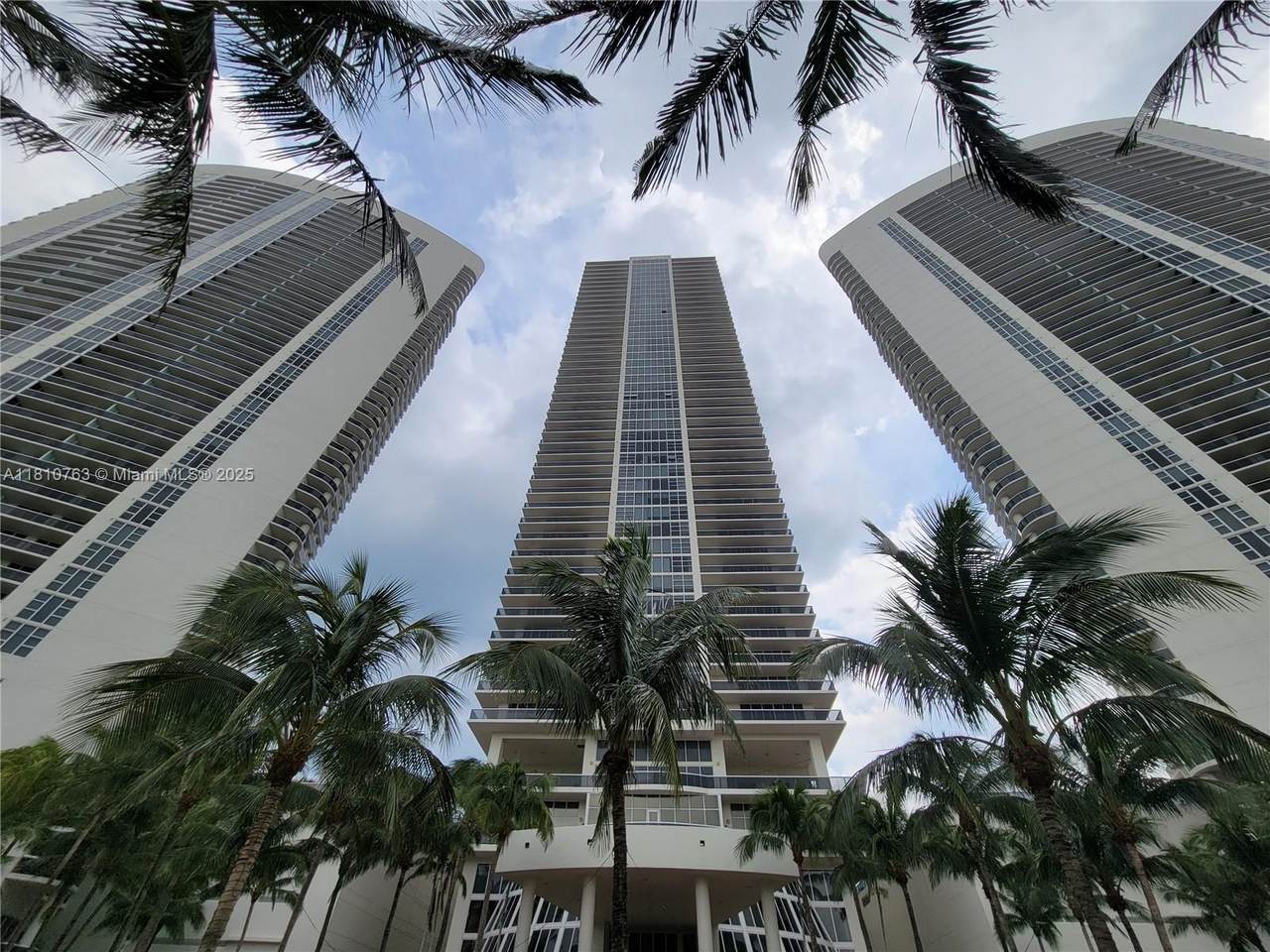 https://bt-photos.global.ssl.fastly.net/miami/1280_boomver_1_A11810763-2.jpg
