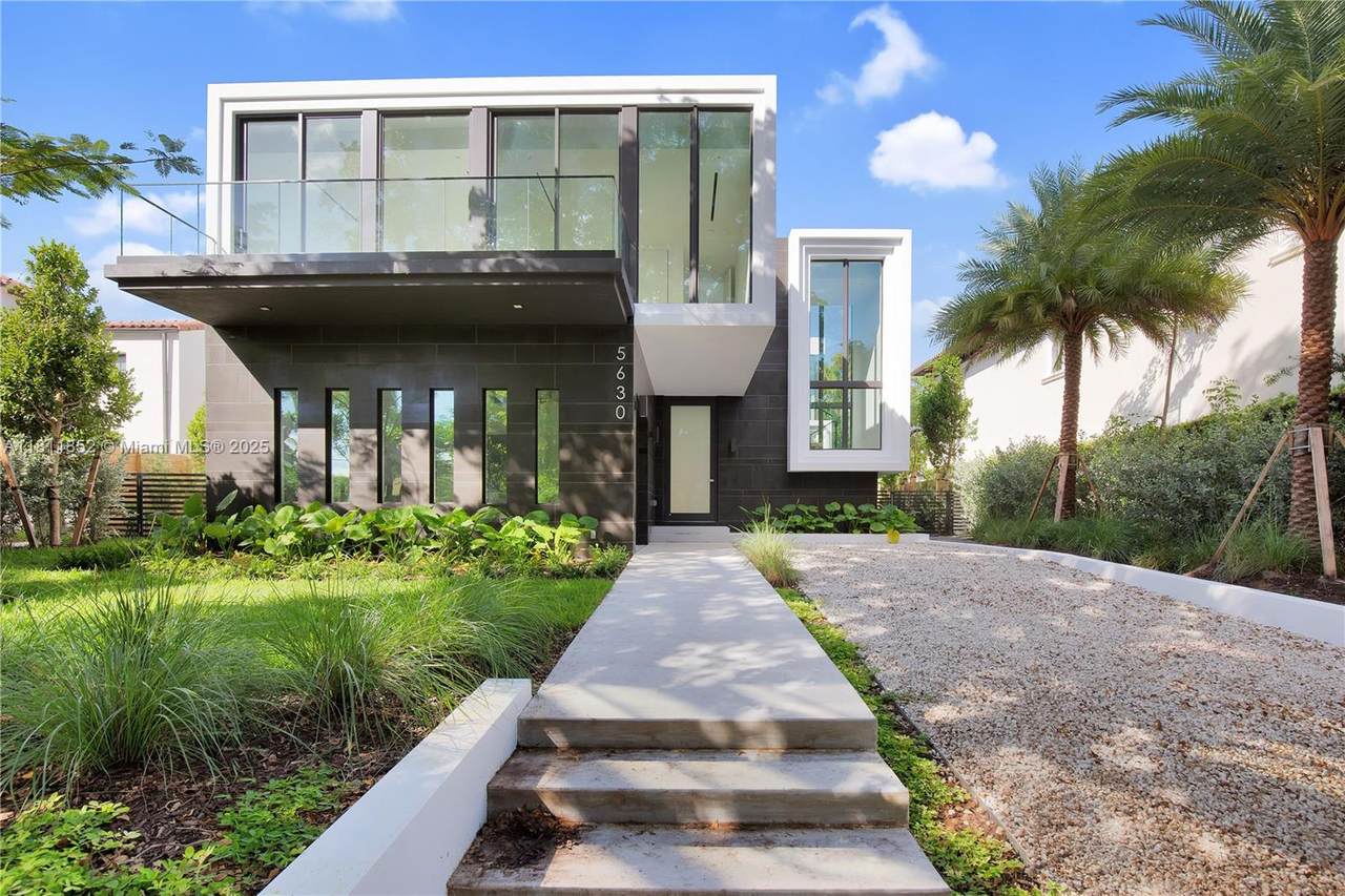 5630 Pine Tree Dr - Photo 1