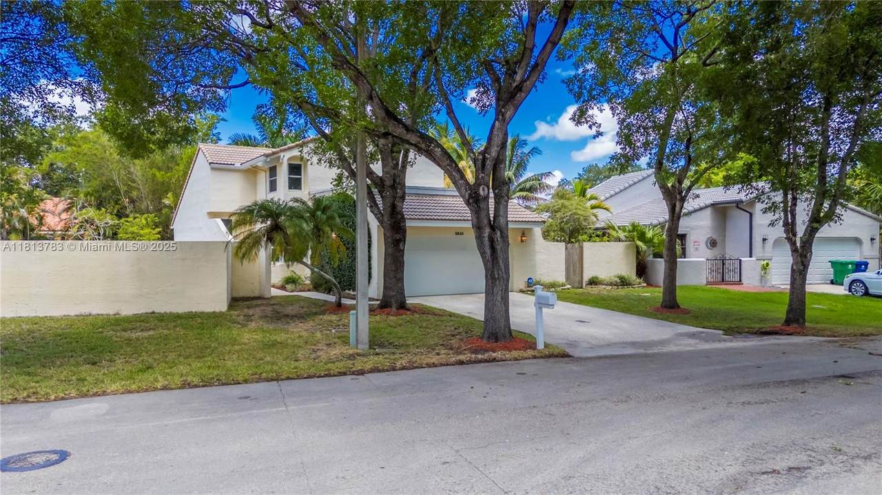 2845 Garden Dr - Photo 1