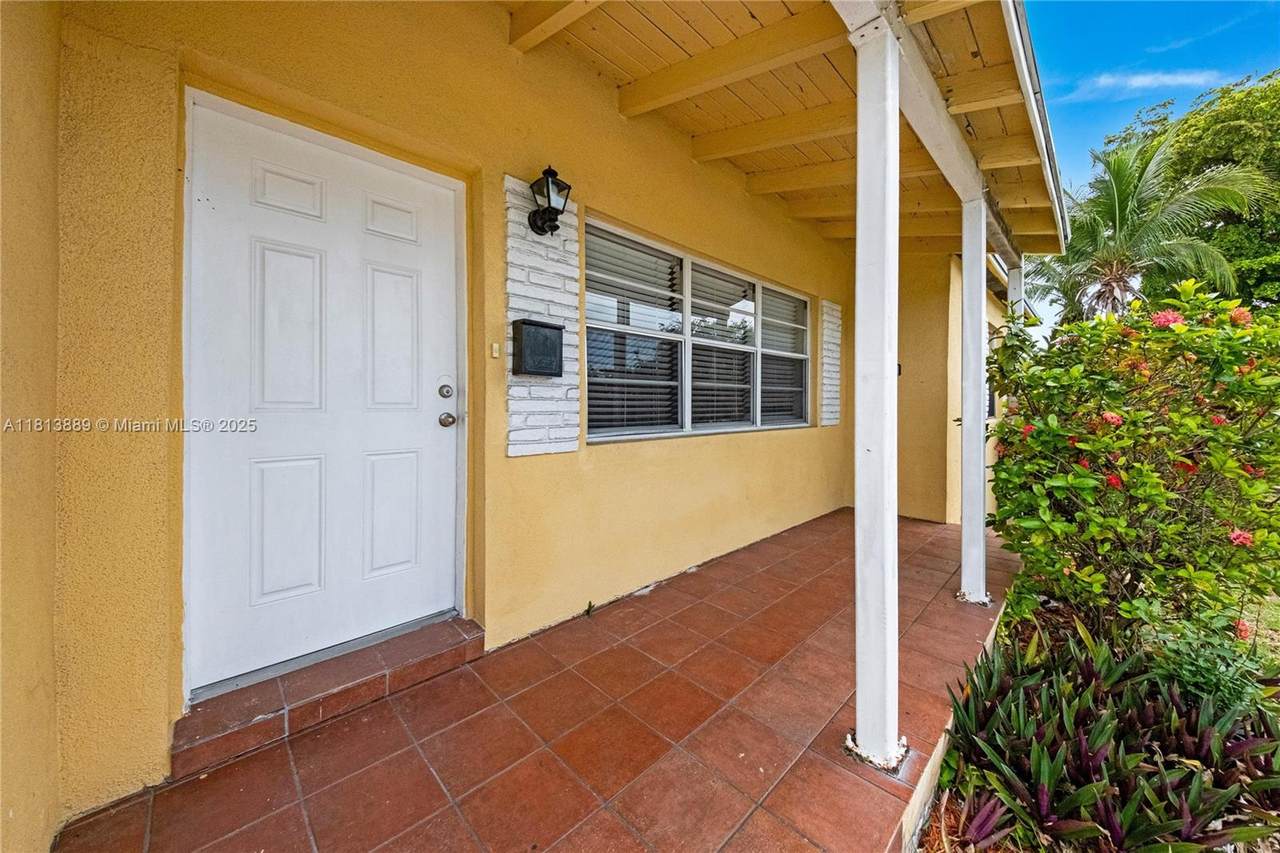 https://bt-photos.global.ssl.fastly.net/miami/1280_boomver_1_A11813889-2.jpg