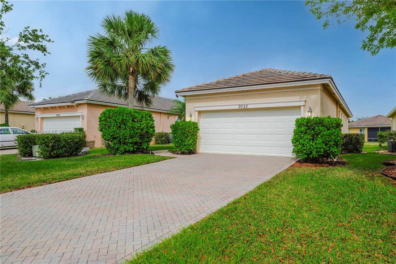 9722 Glenbrook Dr - Photo 1