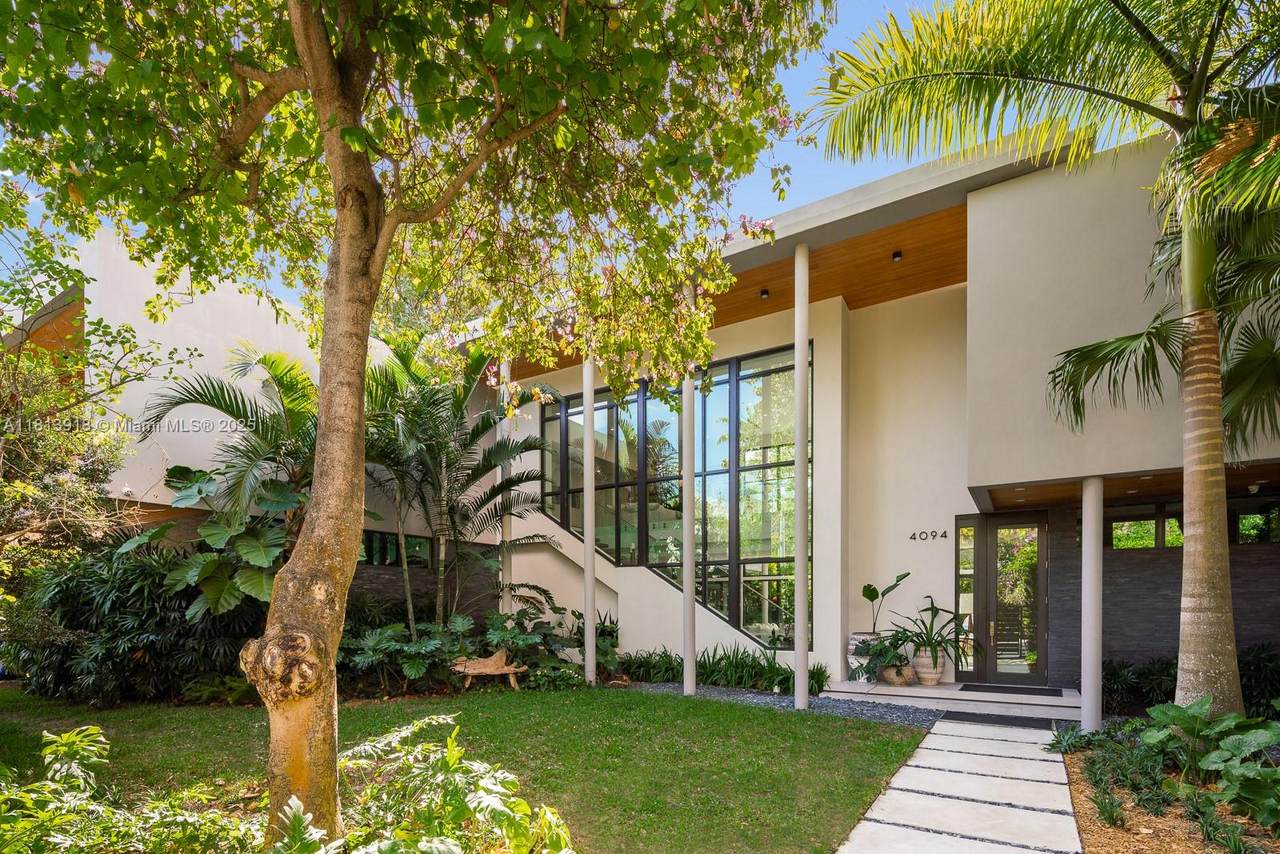 4094 Park Ave - Photo 1