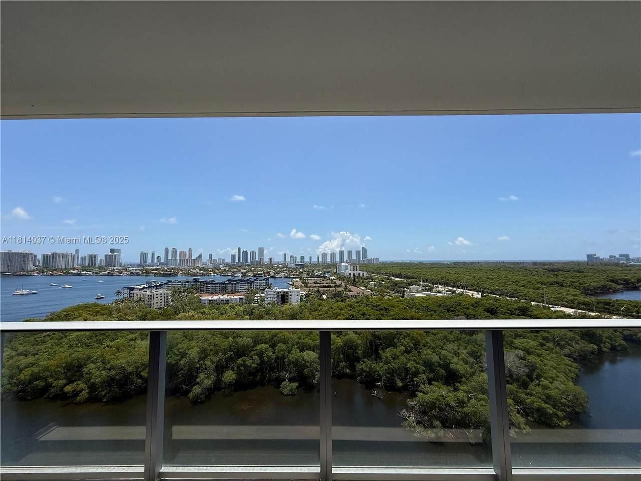 16385 Biscayne Blvd - Photo 1
