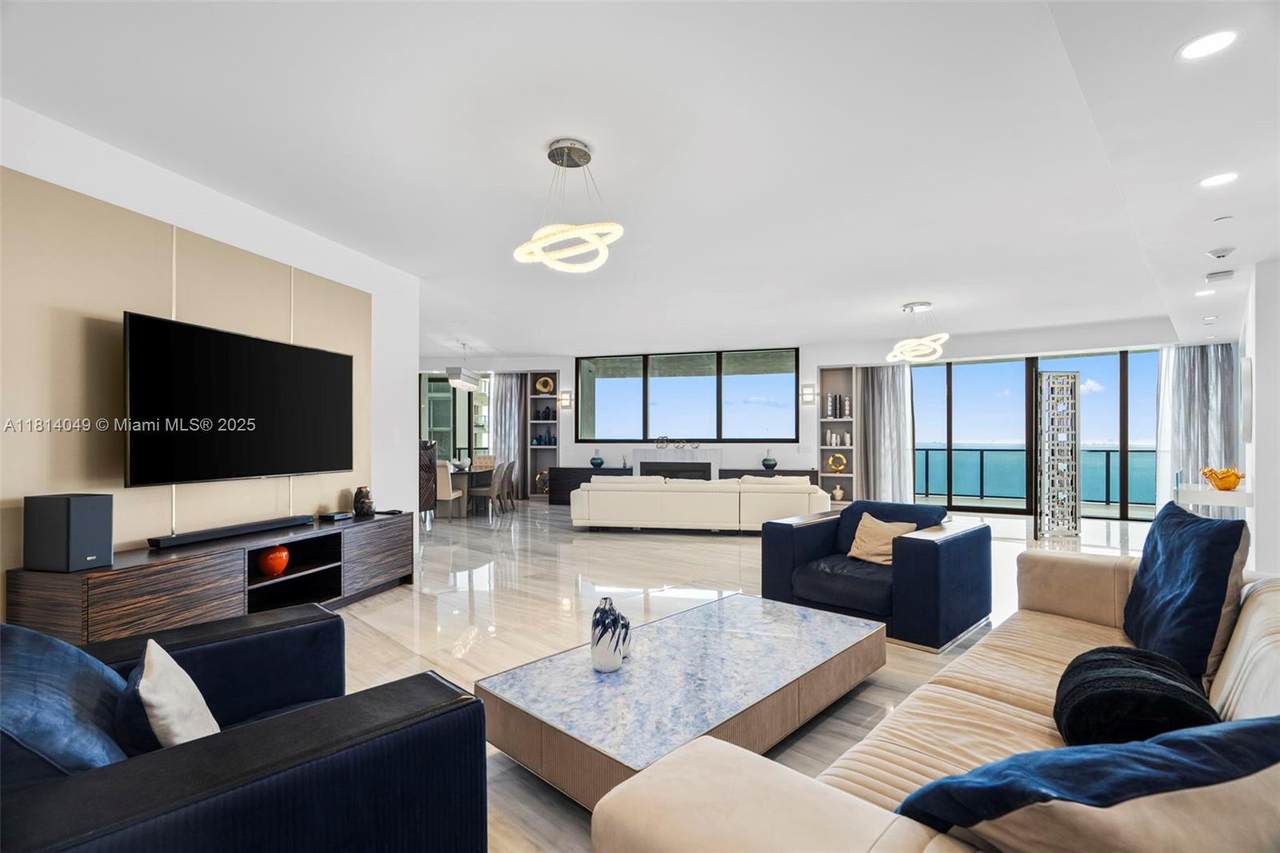 https://bt-photos.global.ssl.fastly.net/miami/1280_boomver_1_A11814049-2.jpg