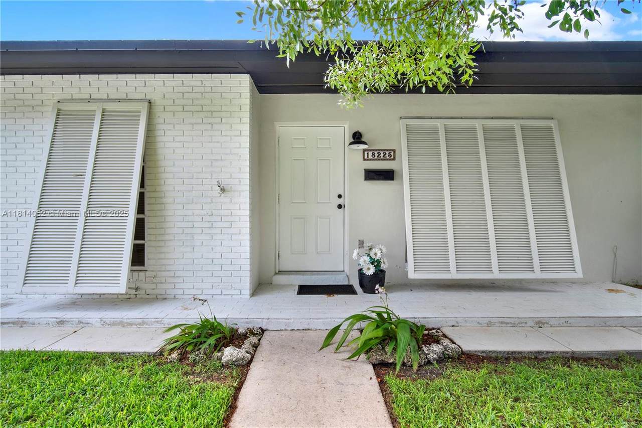 18225 94th Ave - Photo 1