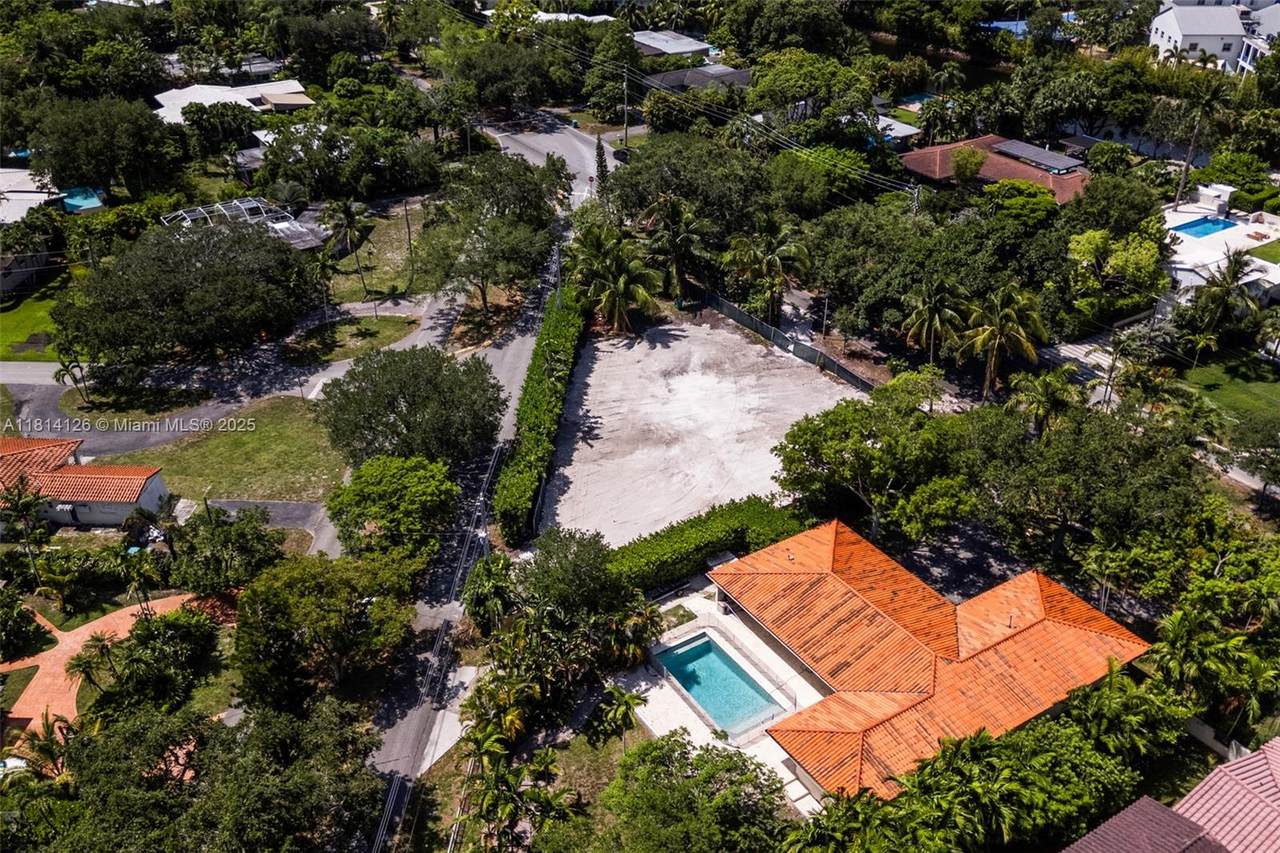 https://bt-photos.global.ssl.fastly.net/miami/1280_boomver_1_A11814126-2.jpg