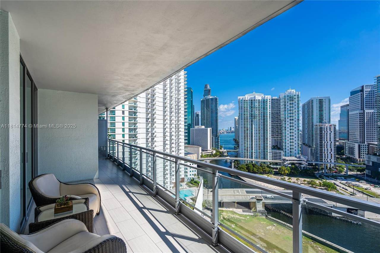 https://bt-photos.global.ssl.fastly.net/miami/1280_boomver_1_A11814774-2.jpg