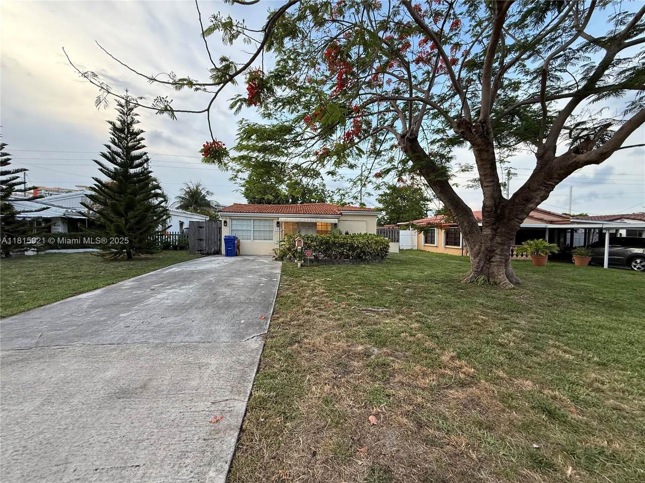 1435 182nd St - Photo 1
