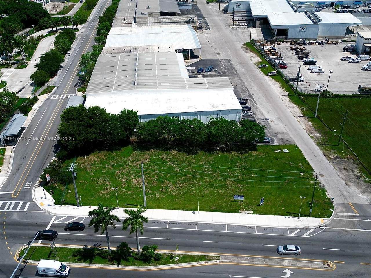 https://bt-photos.global.ssl.fastly.net/miami/1280_boomver_1_A11815976-2.jpg