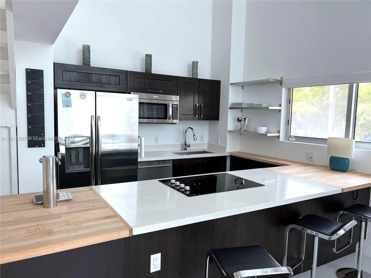 401 Jefferson Ave - Photo 1