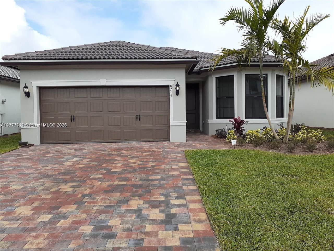 8214 Hanoverian Dr - Photo 1