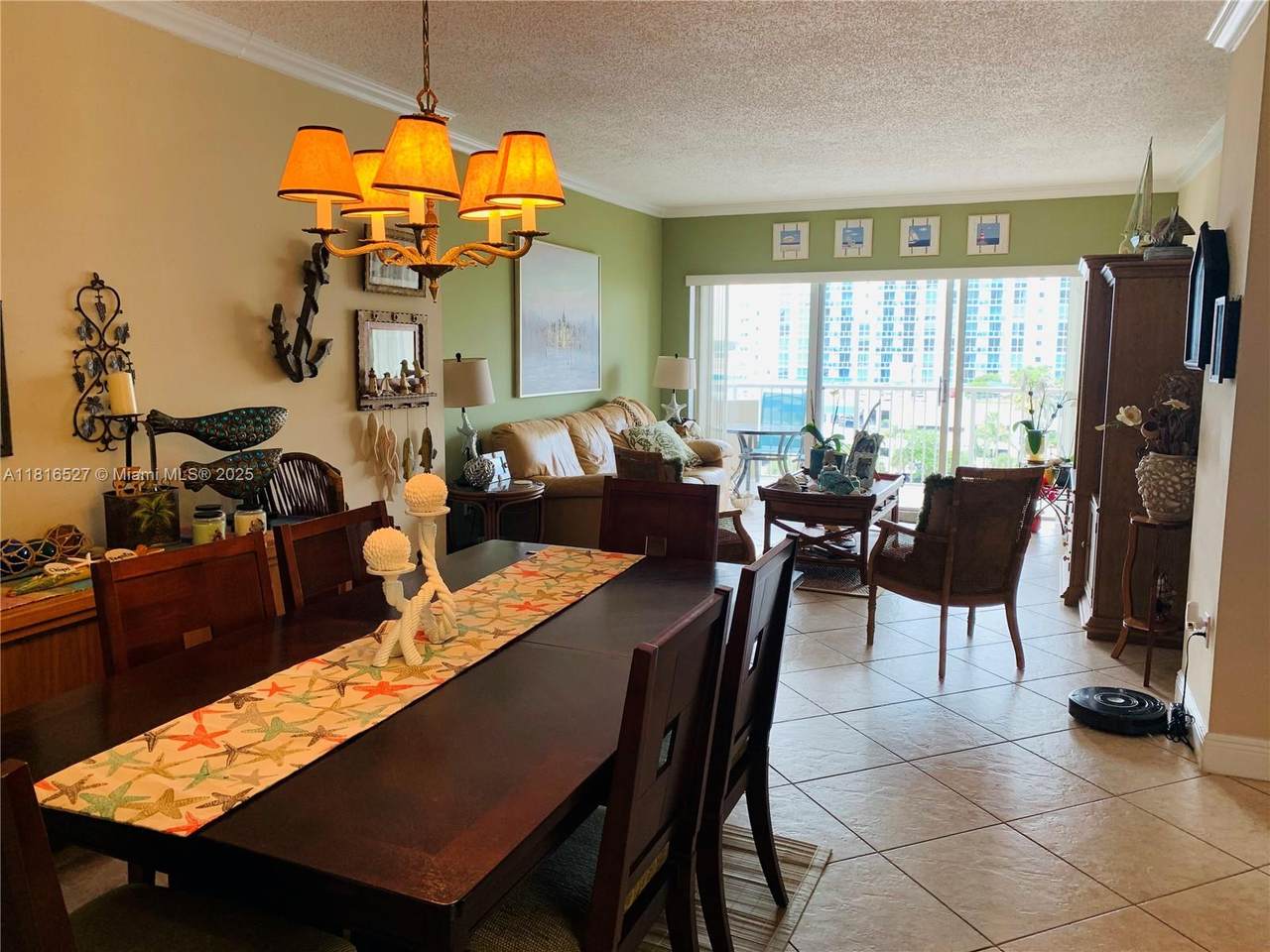 1985 Ocean Dr - Photo 1