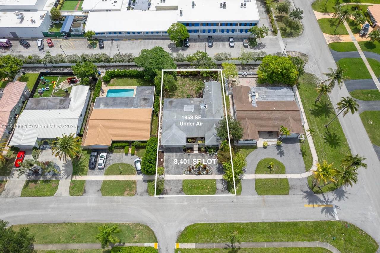 1305 47th Ave - Photo 1