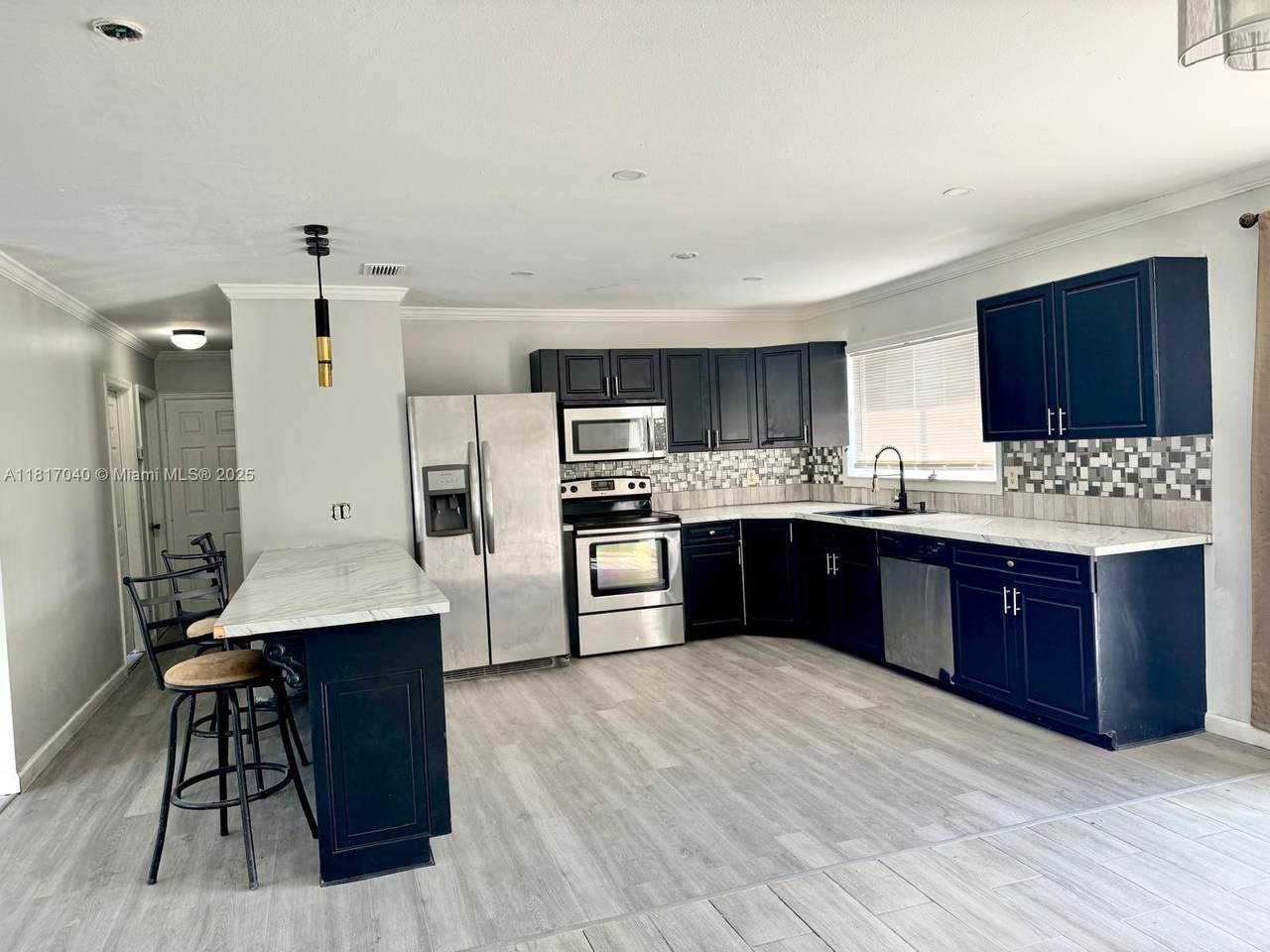 1822 Oxmoor Ct - Photo 1