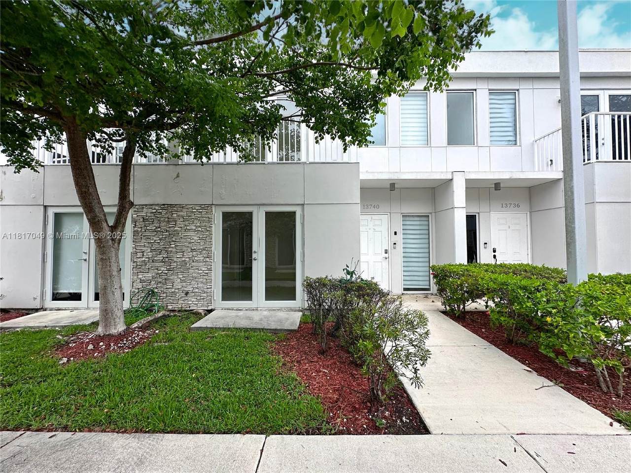 13740 259th St - Photo 1