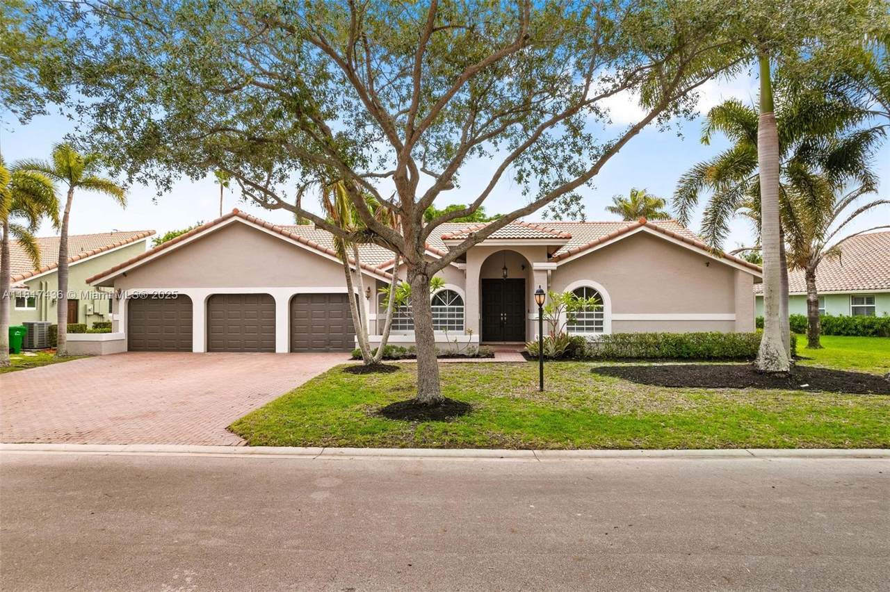 5248 89th Dr - Photo 1
