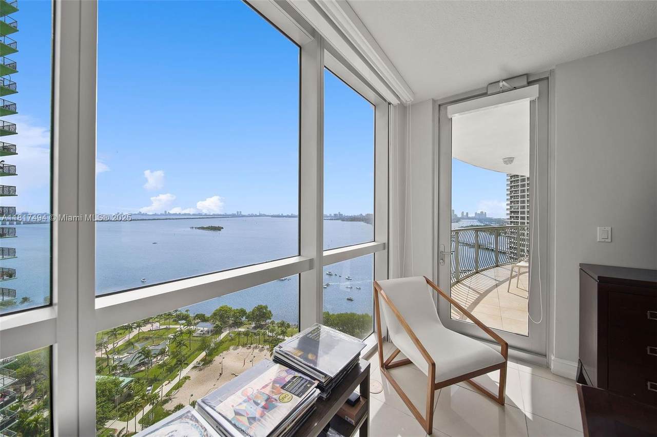 1750 Bayshore Dr - Photo 1
