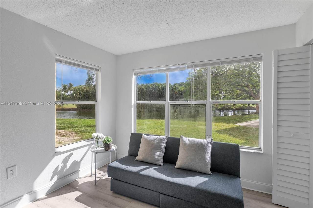 12980 Vista Isles Dr - Photo 1
