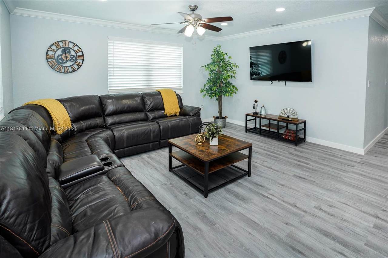 1647 29th Ave - Photo 1